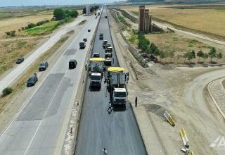 Quba-Bakı yolunda yeni asfalt-beton örtüyünün döşənməsinə başlanılıb (FOTO/VİDEO)