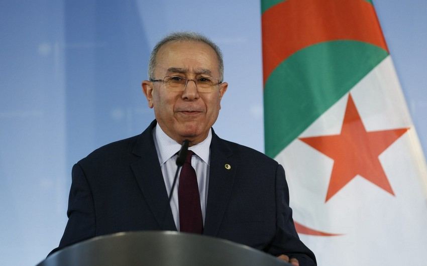 Глава МИД Алжира едет в Азербайджан