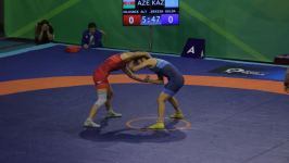 Азербайджанские спортсменки вышли в следующий этап соревнований по борьбе на V Играх исламской солидарности (ФОТО)