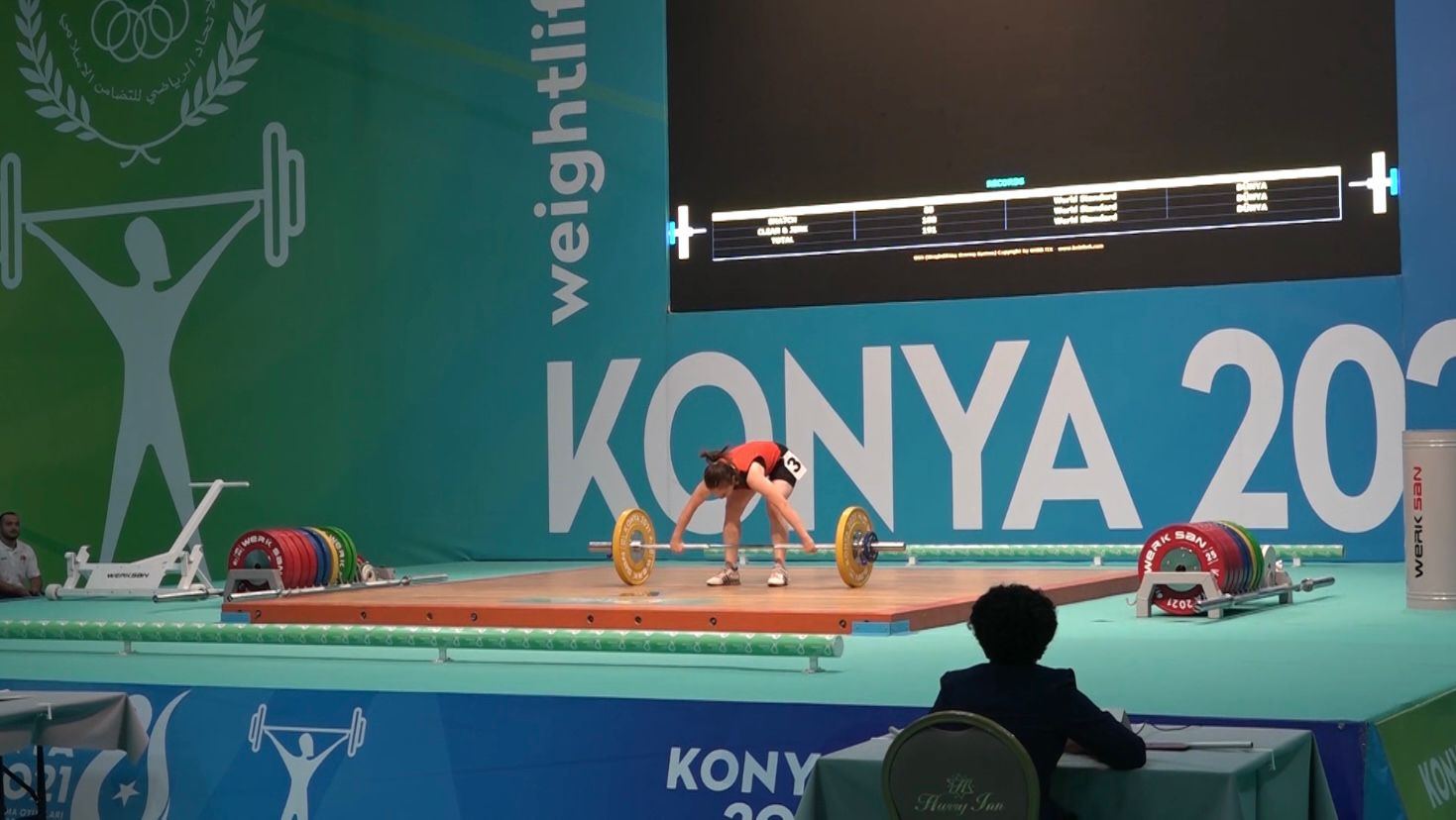 Azerbaijani weightlifter grabs bronze at V Islamic Solidarity Games (PHOTO)