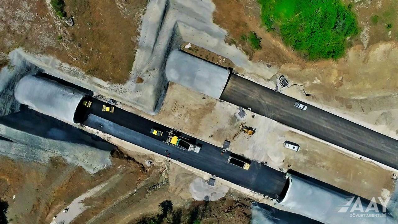 Строительство автодороги Ахмедбейли-Физули-Шуша продолжается быстрыми темпами (ФОТО/ВИДЕО)