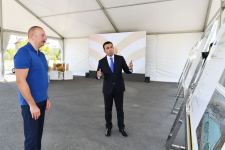 Prezident İlham Əliyev “Ağsu Aqropark”ın fəaliyyəti ilə tanış olub (FOTO/VİDEO) (YENİLƏNİB)
