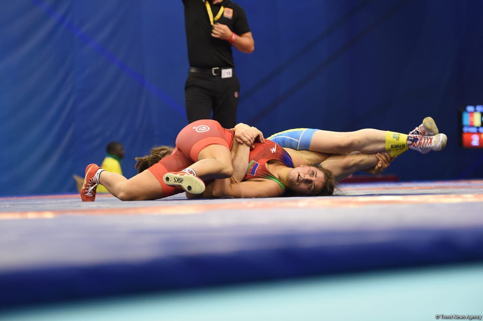 Azerbaijani female wrestler grabs silver medal at V Islamic Solidarity Games (PHOTO)