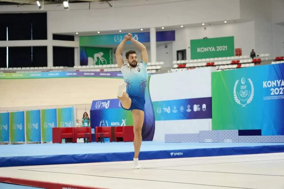 Azərbaycan gimnastı Vladimir Dolmatov İslamiadada qızıl medal qazanıb