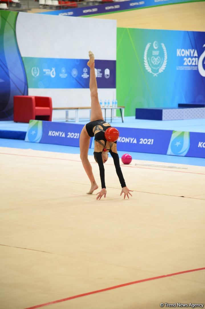 Azərbaycan gimnastları İslam Həmrəyliyi Oyunlarında (FOTO)