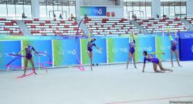 İslamiada: Azərbaycanın bədii gimnastika üzrə qrup komandası üç lent və iki topla proqramda qızıl medal qazanıb (FOTO)