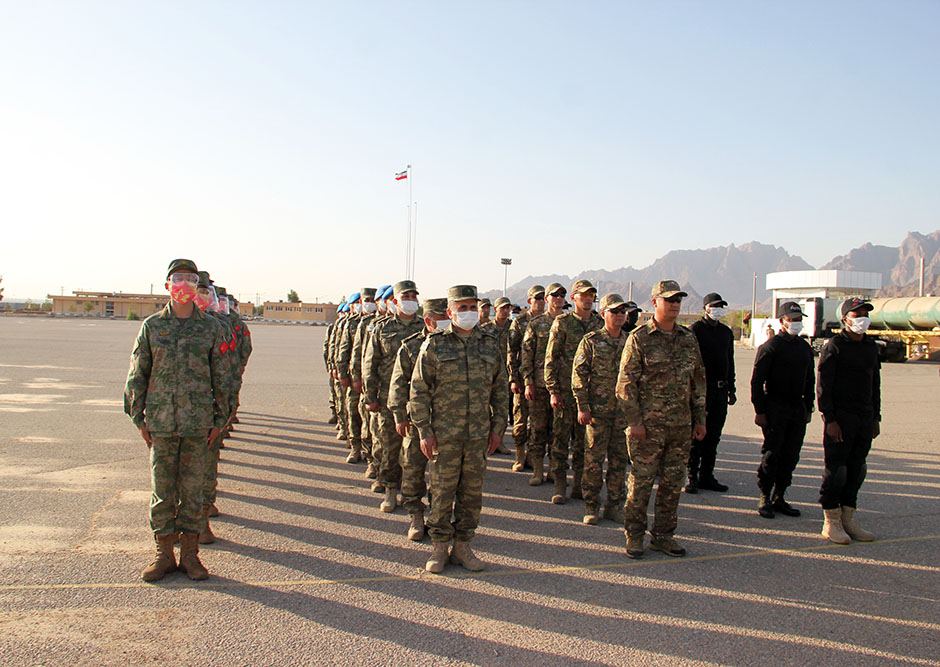 Азербайджанские военнослужащие находятся с визитом в Иране (ФОТО)