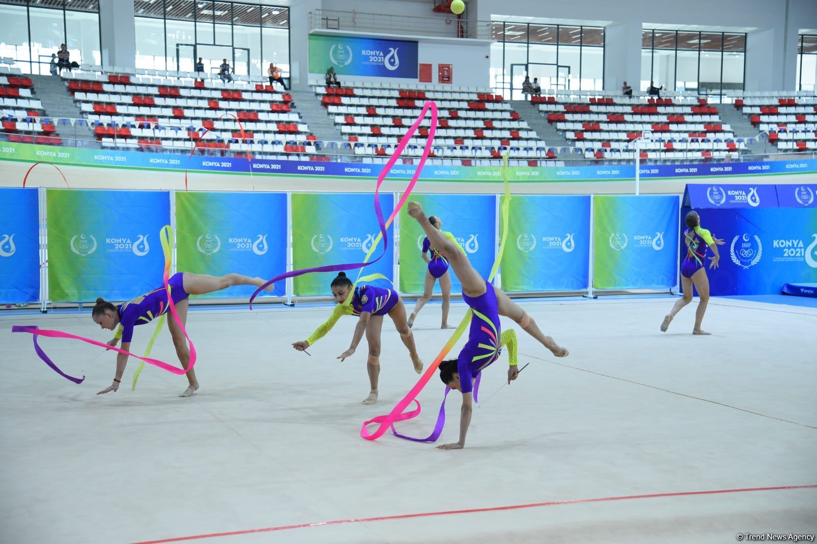 Исламиада: Групповая команда Азербайджана по художественной гимнастике  завоевала 