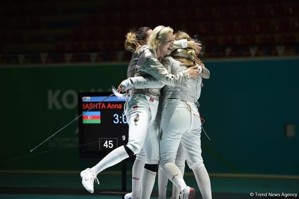 Azerbaijani women's saber fencing team win gold medal of V Islamic Solidarity Games (PHOTO)