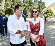 President Ilham Aliyev and First Lady Mehriban Aliyeva attend unveiling ceremony for monument to world-renowned singer Muslum Magomayev (PHOTO/VIDEO)