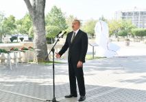 President Ilham Aliyev and First Lady Mehriban Aliyeva attend unveiling ceremony for monument to world-renowned singer Muslum Magomayev (PHOTO/VIDEO)