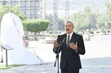 President Ilham Aliyev and First Lady Mehriban Aliyeva attend unveiling ceremony for monument to world-renowned singer Muslum Magomayev (PHOTO/VIDEO)