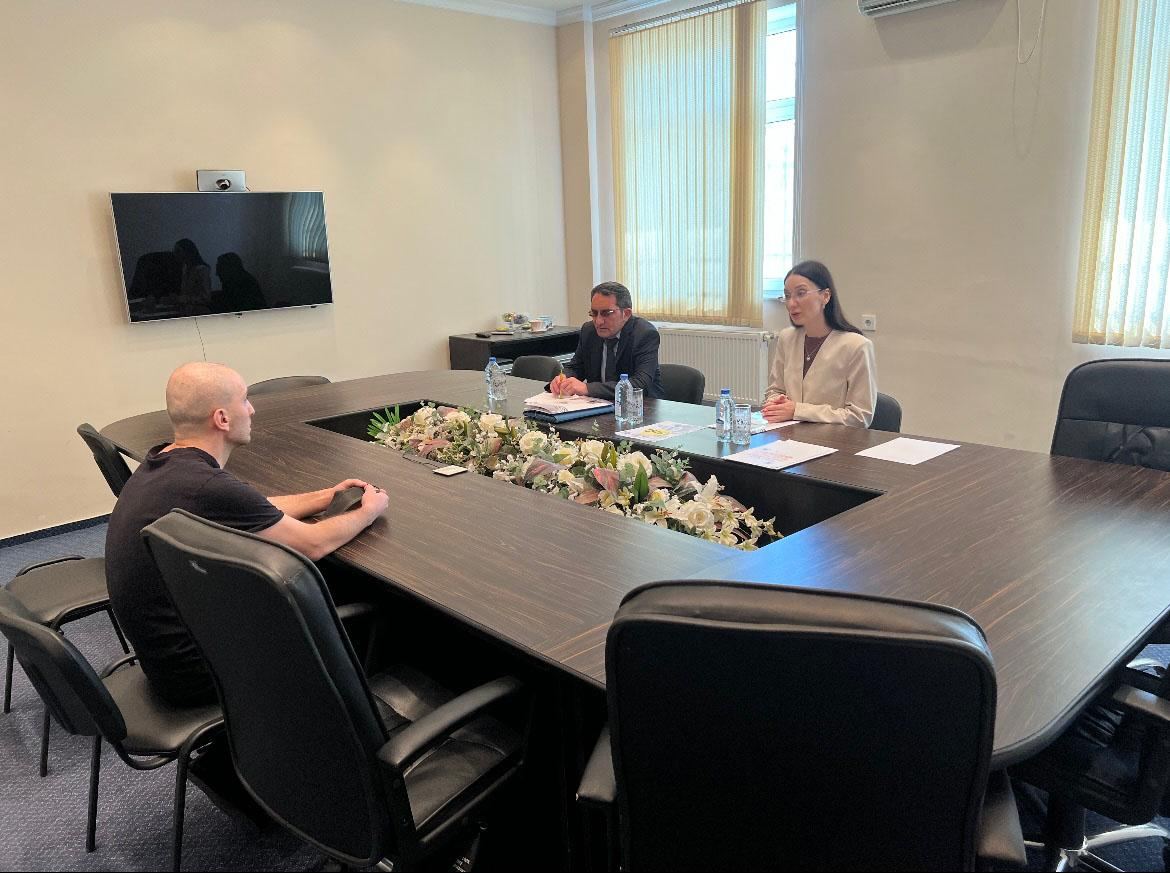 Члены Национальной превентивной группы посетили осужденных в Азербайджане граждан Армении (ФОТО)