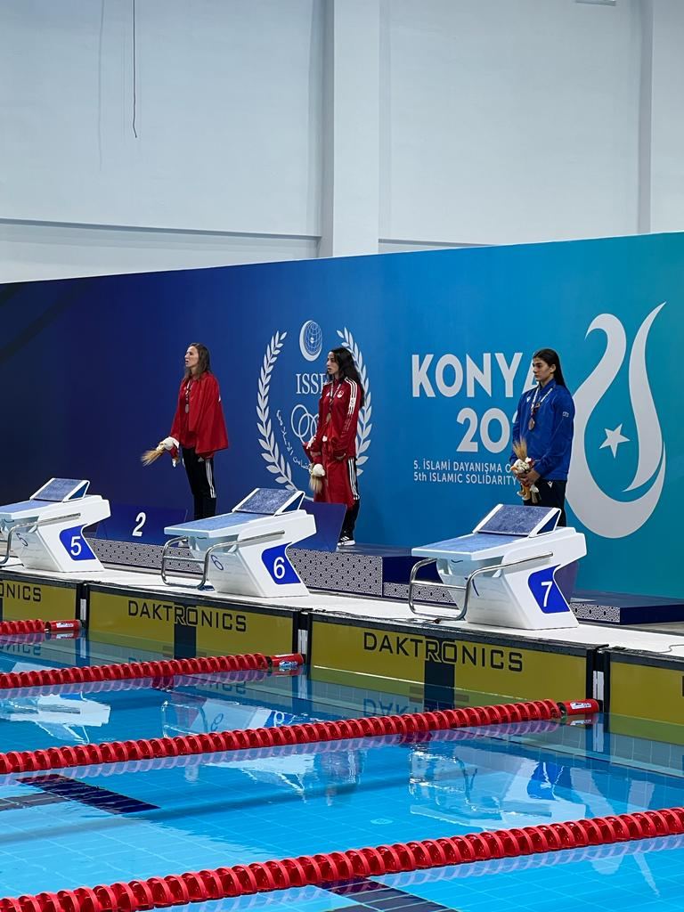Азербайджанская спортсменка выиграла очередное «серебро» Исламиады по плаванию (ФОТО/ВИДЕО)