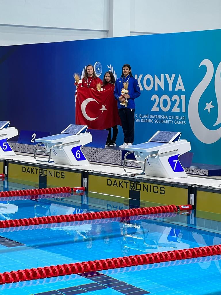 Азербайджанская спортсменка выиграла очередное «серебро» Исламиады по плаванию (ФОТО/ВИДЕО)