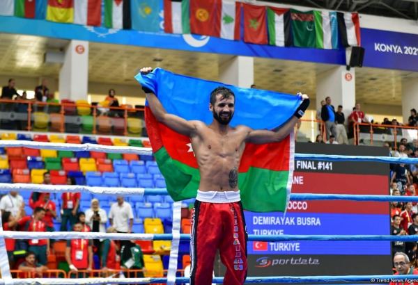 Azərbaycan kikboksçusu İslamiadada qızıl medal qazanıb (FOTO)