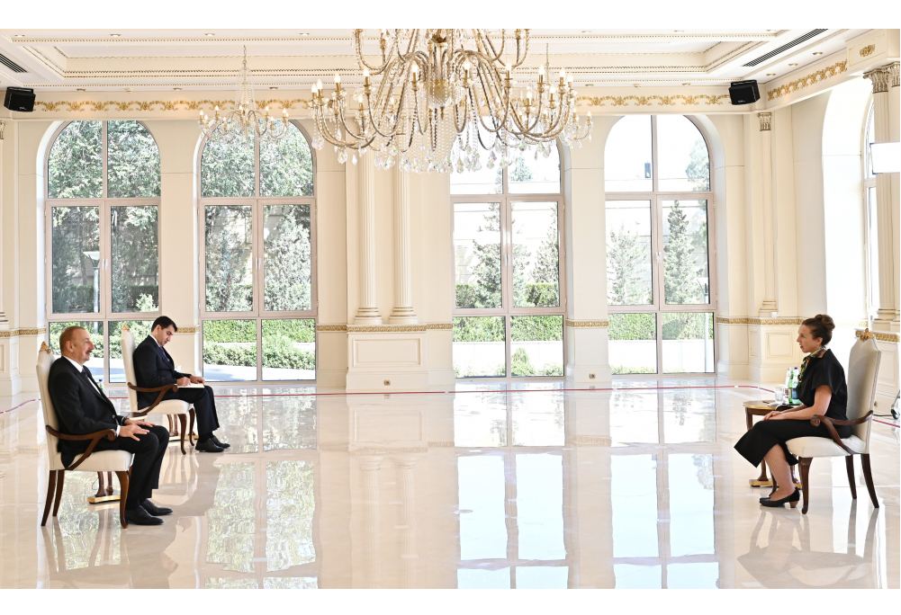 President Ilham Aliyev receives credentials of incoming ambassador of New Zealand (PHOTO/VIDEO)