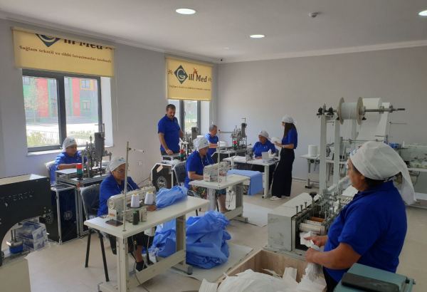 На швейной фабрике в селе Агалы обеспечены работой 12 местных жителей (ФОТО)