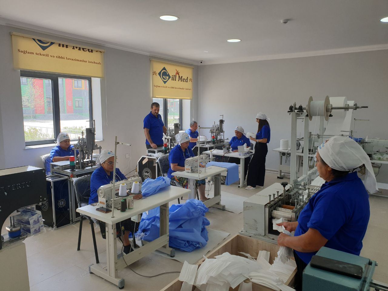 На швейной фабрике в селе Агалы обеспечены работой 12 местных жителей (ФОТО)