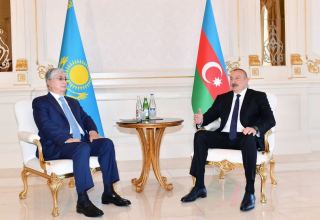 Azerbaijani, Kazakh presidents hold one-on-one meeting (PHOTO/VIDEO)