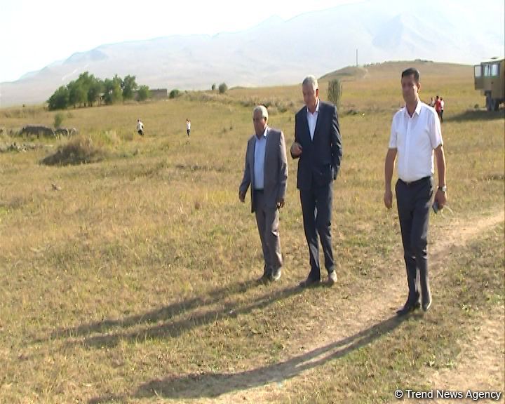 Потерпевшие по делу «Чирагов и другие против Армении» посетили Лачин (ФОТО/ВИДЕО)