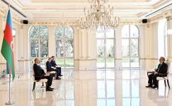 President Ilham Aliyev receives credentials of newly-appointed ambassador of Dominican Republic (PHOTO)