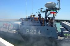 “Dəniz kuboku”nda iştirak üçün gələn İran, Qazaxıstan və Rusiya hərbi gəmiləri Bakı limanını tərk edib (FOTO)