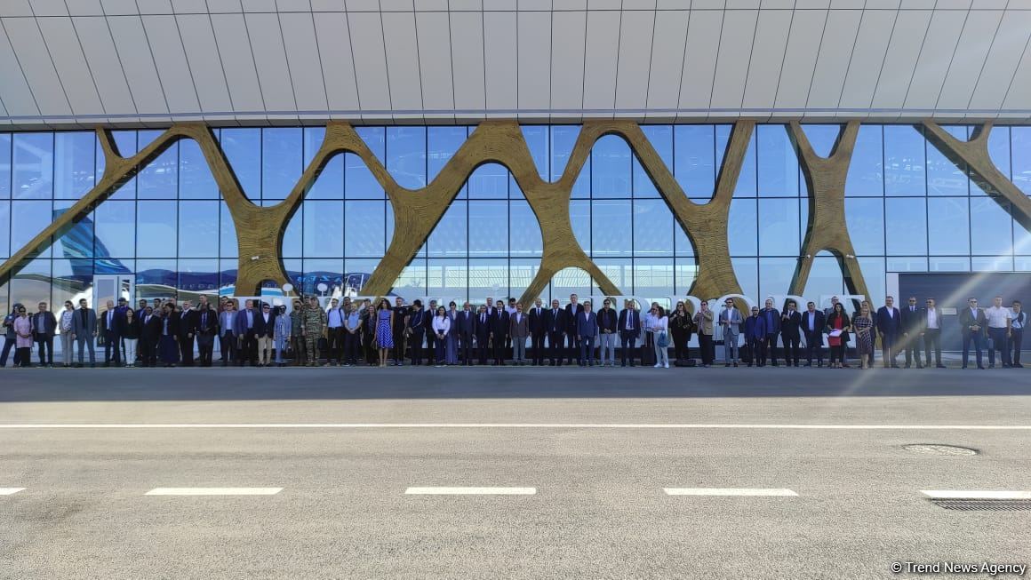 Visit of diplomats and military accredited in Azerbaijan to Shusha begins (PHOTO)