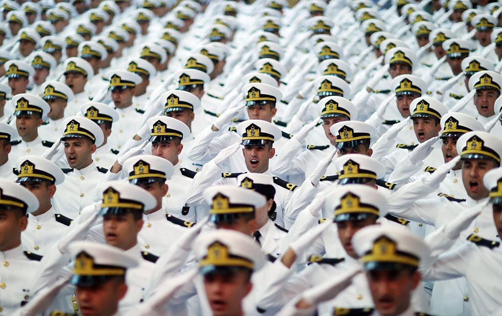 Azerbaijan Defense Minister attends graduation ceremony of Turkish Naval Academy and Air Force Academy (PHOTO)