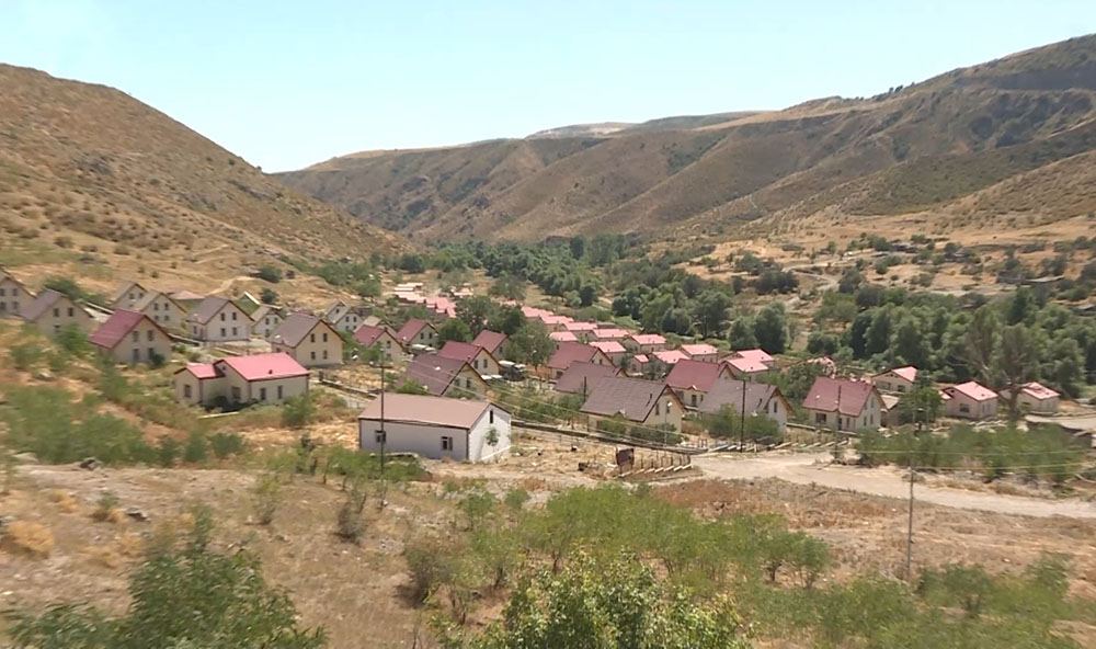 Azerbaijani MoD shares footage of liberated Lachin district's Zabukh village (VIDEO)