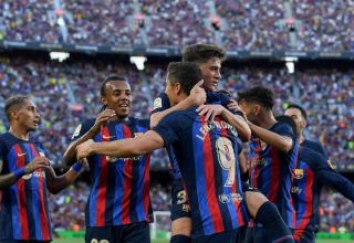 "Барселона" в меньшинстве одержала волевую победу над "Осасуной" в чемпионате Испании
