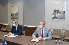 Azerbaijani FM meets French ambassador due to completion of his diplomatic mission (PHOTO)