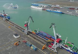 Нидерландская компания готовит генплан второй фазы расширения Бакинского порта