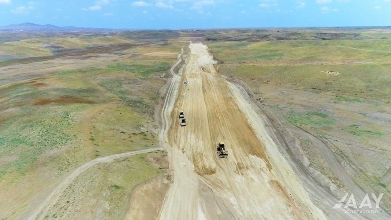 Füzuli-Ağdam avtomobil yolunun inşası sürətlə davam edir (FOTO)