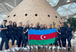 Azerbaijani national rhythmic gymnastics team on their way to world championship (PHOTO)