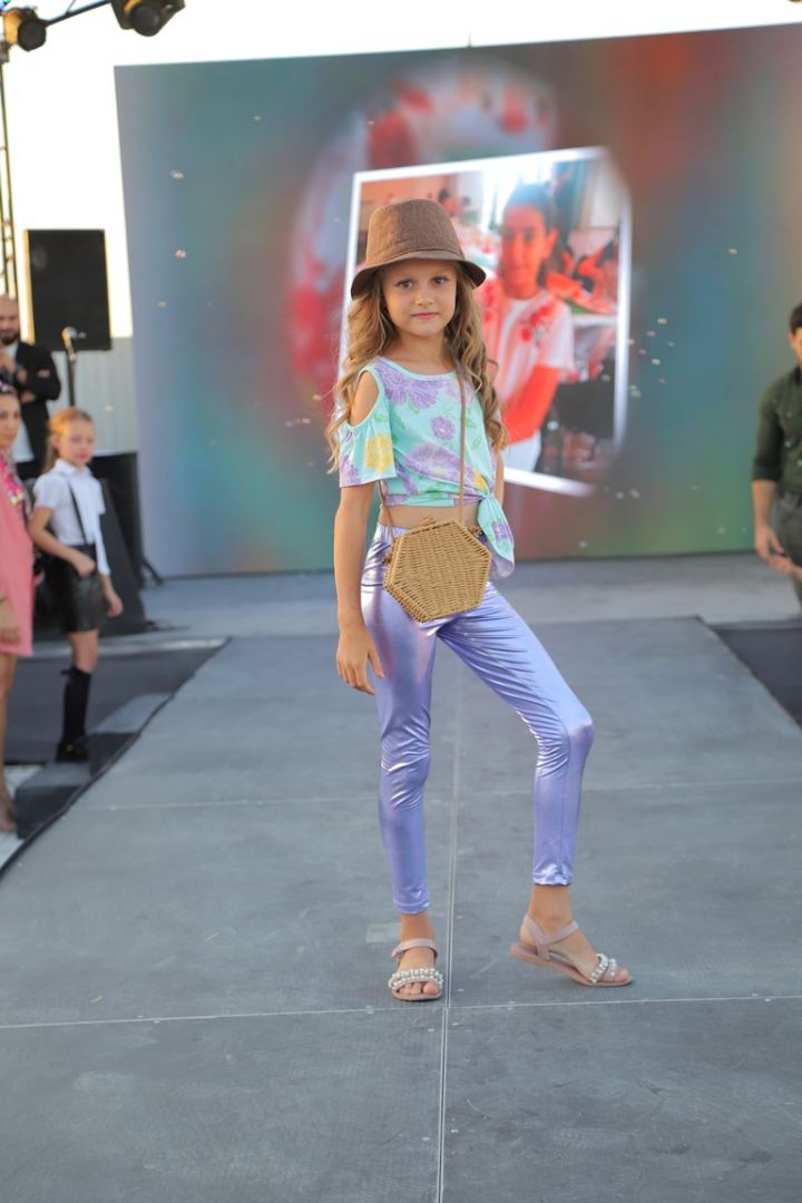 На бакинском побережье Каспия прошло модное дефиле World Fashion Kids Azerbaijan (ФОТО)