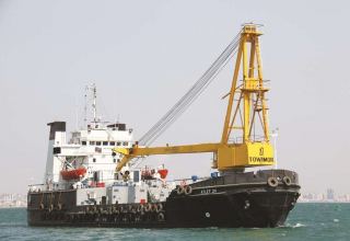 После капитального ремонта возвращено в эксплуатацию крановое судно Азербайджана