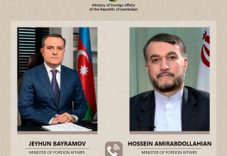 Azerbaijani, Iranian FMs hold telephone conversation