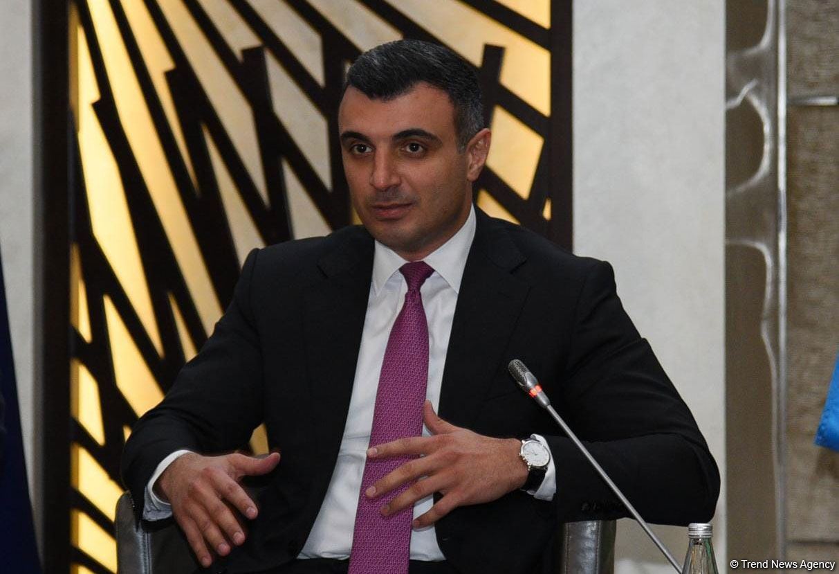 Центробанк Азербайджана работает над повышением безопасности платежных карт