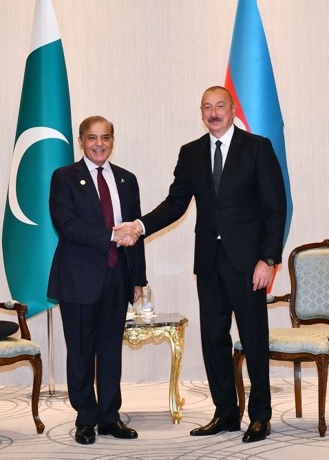 President Ilham Aliyev meets with Prime Minister of Shahbaz Sharif in Samarkand (PHOTO/VIDEO)