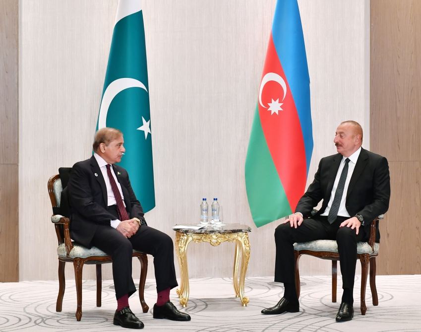 Pakistan's PM invited President Ilham Aliyev to pay official visit to Pakistan