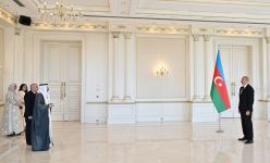 President Ilham Aliyev receives credentials of incoming ambassador of Kuwait (PHOTO/VIDEO)