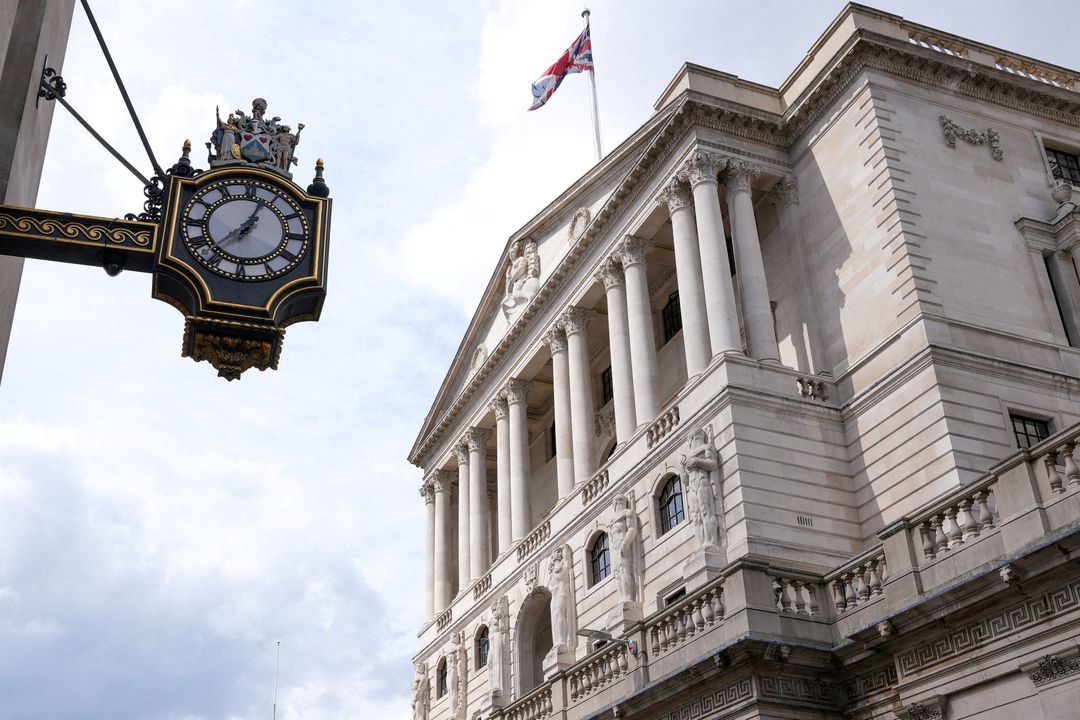 Банк Англии произвел крупнейшее за 30 лет повышение ставки