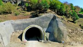 Продолжается строительство дороги Тоганалы-Кяльбаджар-Истису и тоннеля Муровдаг (ФОТО)