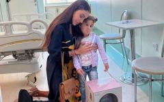 Вице-президент Фонда Гейдара Алиева Лейла Алиева поинтересовалась лечением детей, страдающих онкологическими заболеваниями (ФОТО)