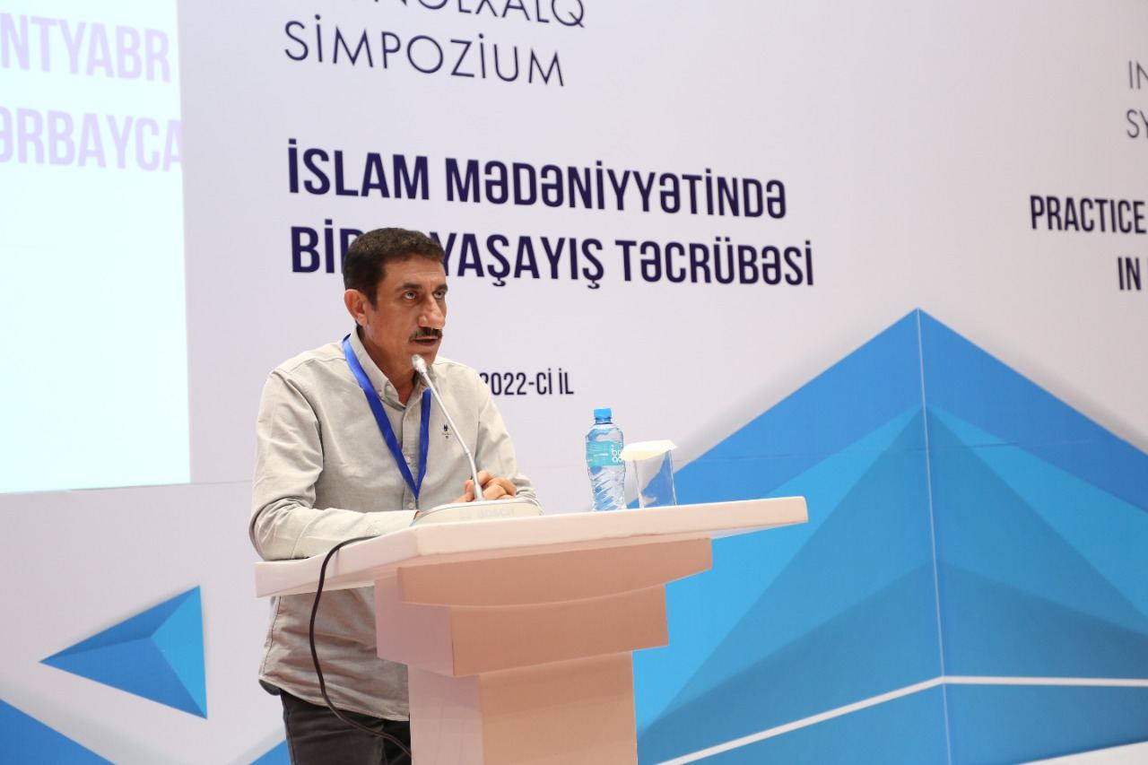“İslam mədəniyyətində birgəyaşayış təcrübəsi” mövzusunda beynəlxalq simpozium başa çatıb (FOTO)