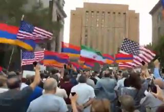 Перед посольством РФ в Армении прошел антироссийский митинг (ВИДЕО)