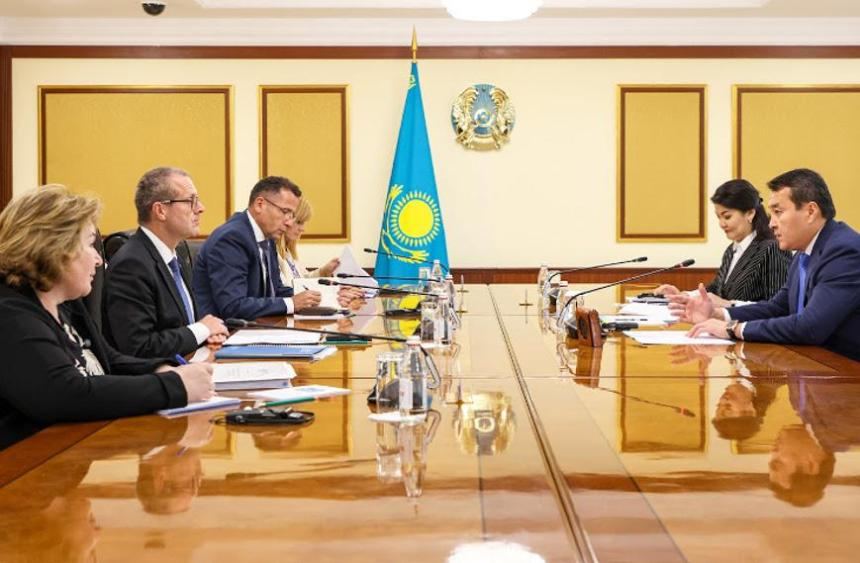 Казахстан готов обмениваться опытом с ВОЗ по всем направлениям - премьер-министр
