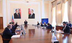 Cabinet of Ministers of Azerbaijan discuss draft budget for next year (PHOTO)
