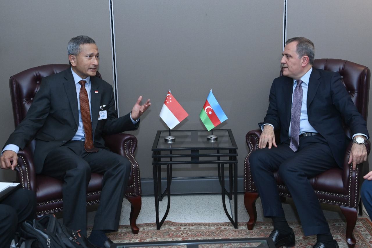 Azerbaijan, Singapore discuss prospects for expansion of partnership